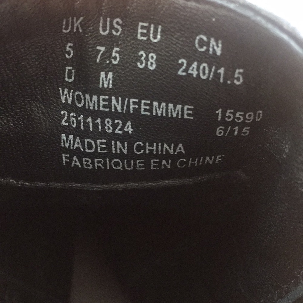 Clarks Black Leather Chelsea Boots - Picture 6 of 7